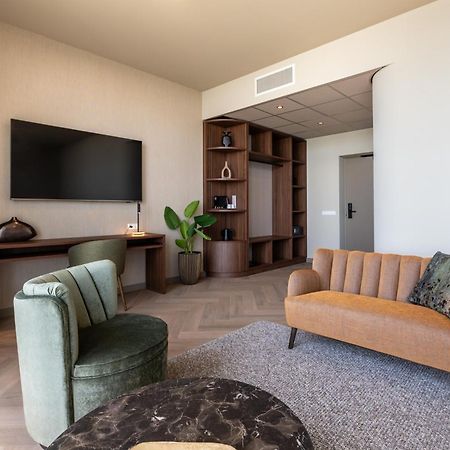 Hotel De Zeevaartschool Флиссинген Экстерьер фото