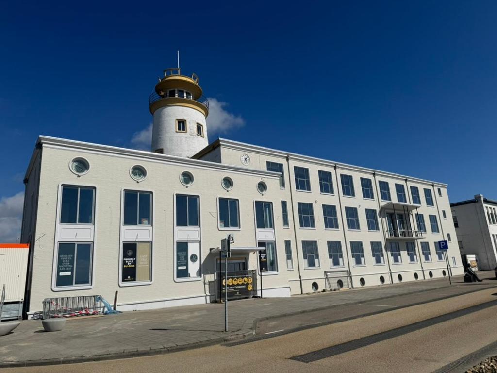 Hotel De Zeevaartschool Флиссинген Экстерьер фото