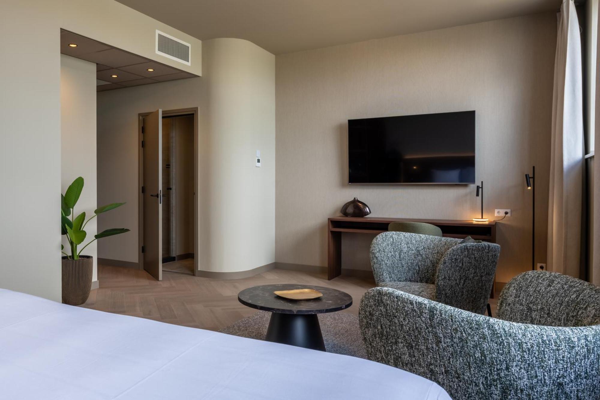 Hotel De Zeevaartschool Флиссинген Экстерьер фото
