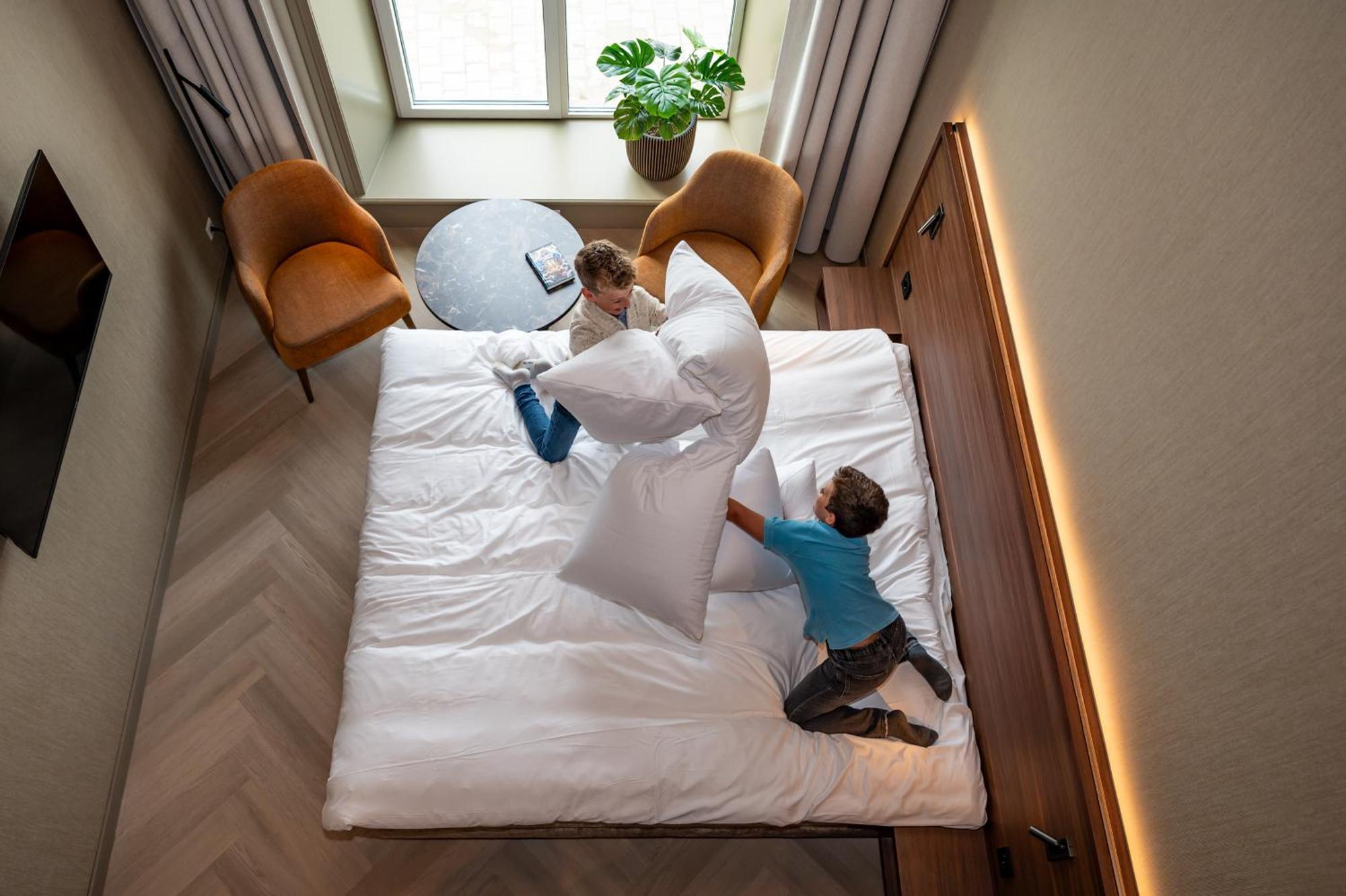 Hotel De Zeevaartschool Флиссинген Экстерьер фото